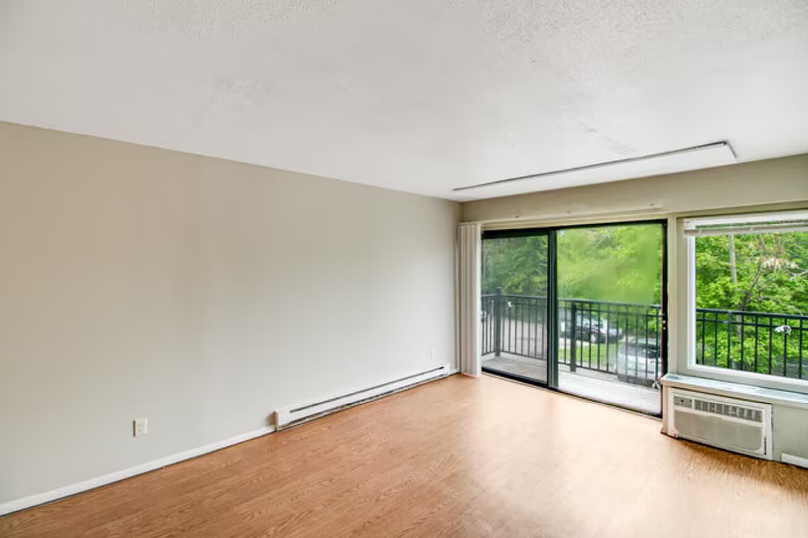 Jackson Apartment: 720 W. Michigan Avenue