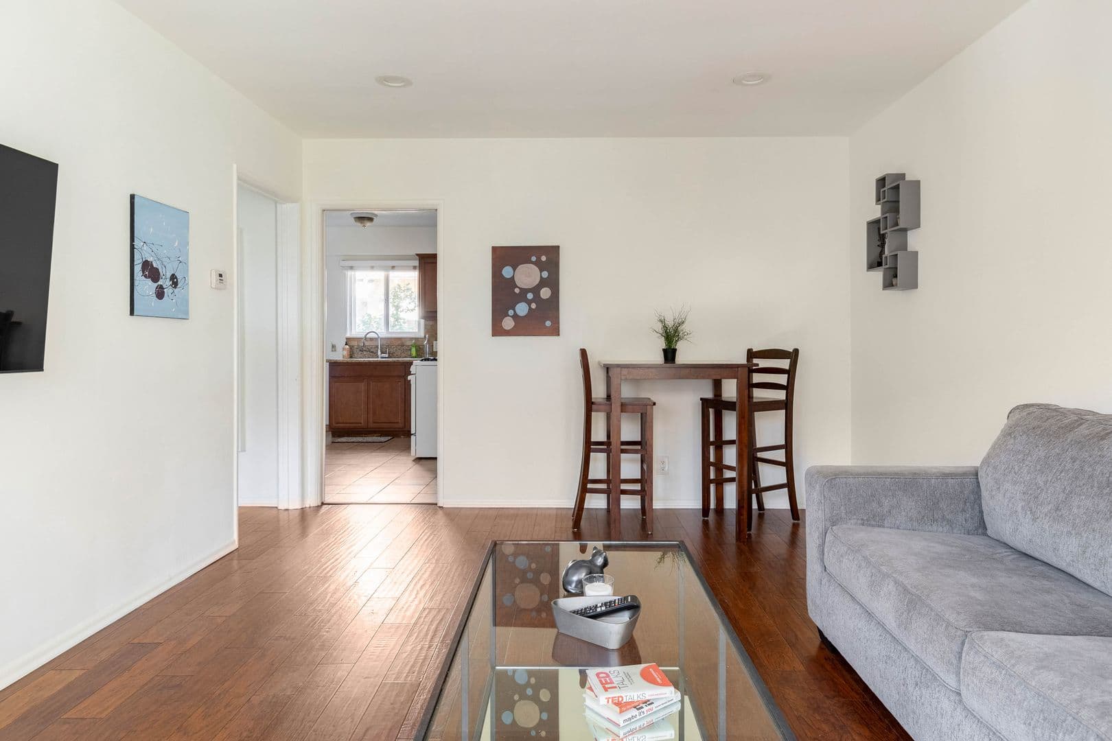 Valley Village Apartment: 12413-15 Candler Blvd