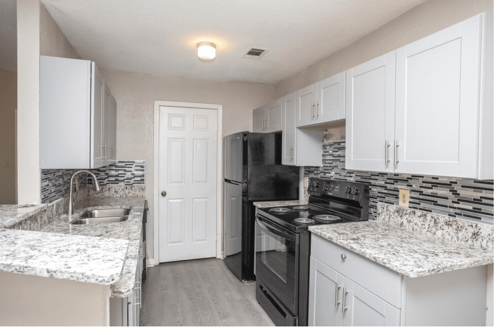 Union City Apartment: 4483 Flat Shoals Road