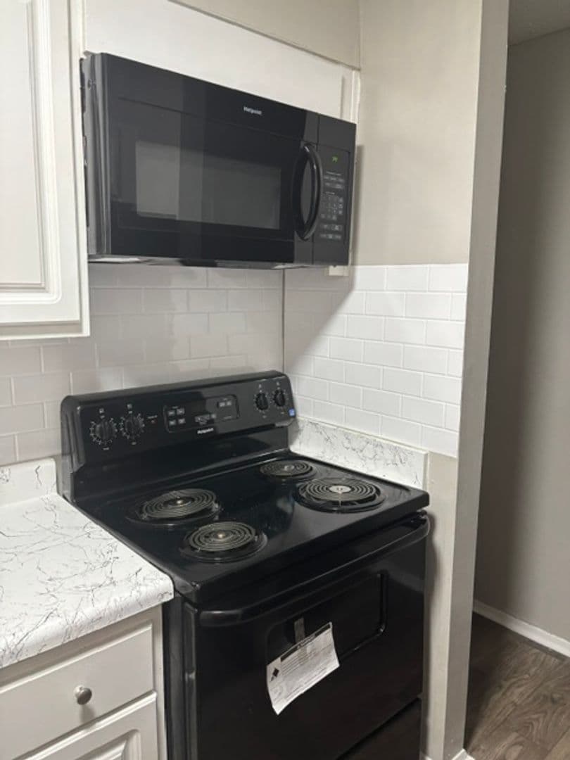 Birmingham Apartment: 660 Valley Crest Drive