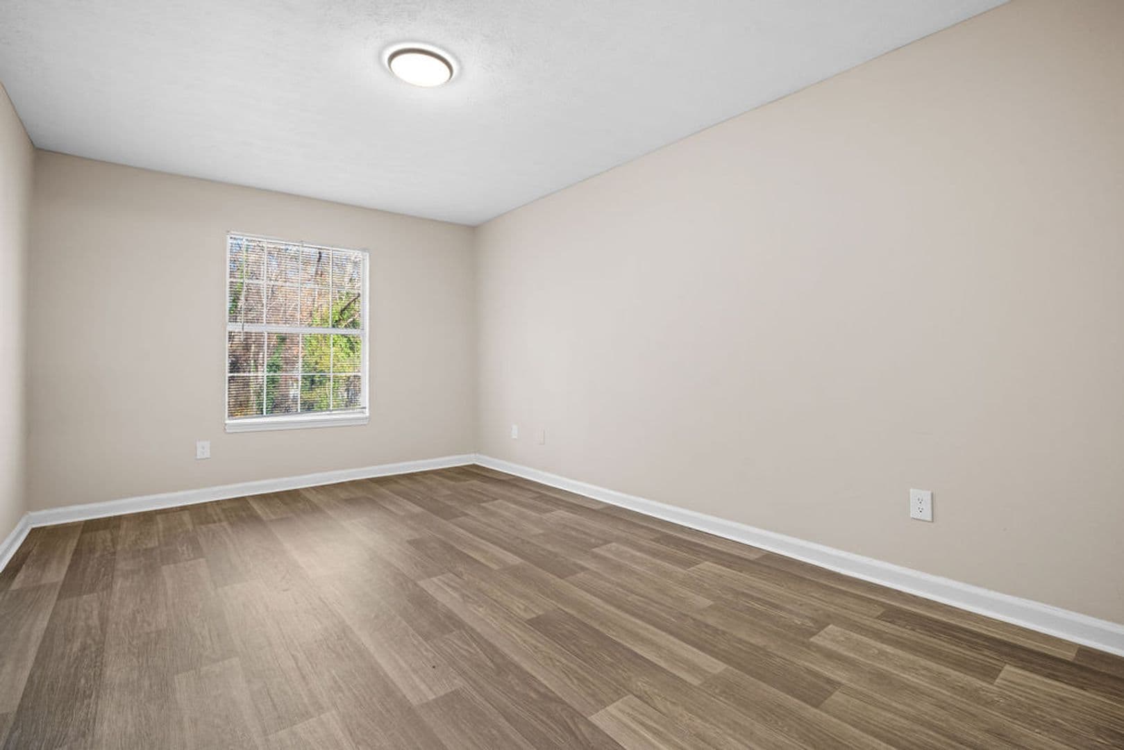 Decatur Apartment: 2435 Aylesbury Loop