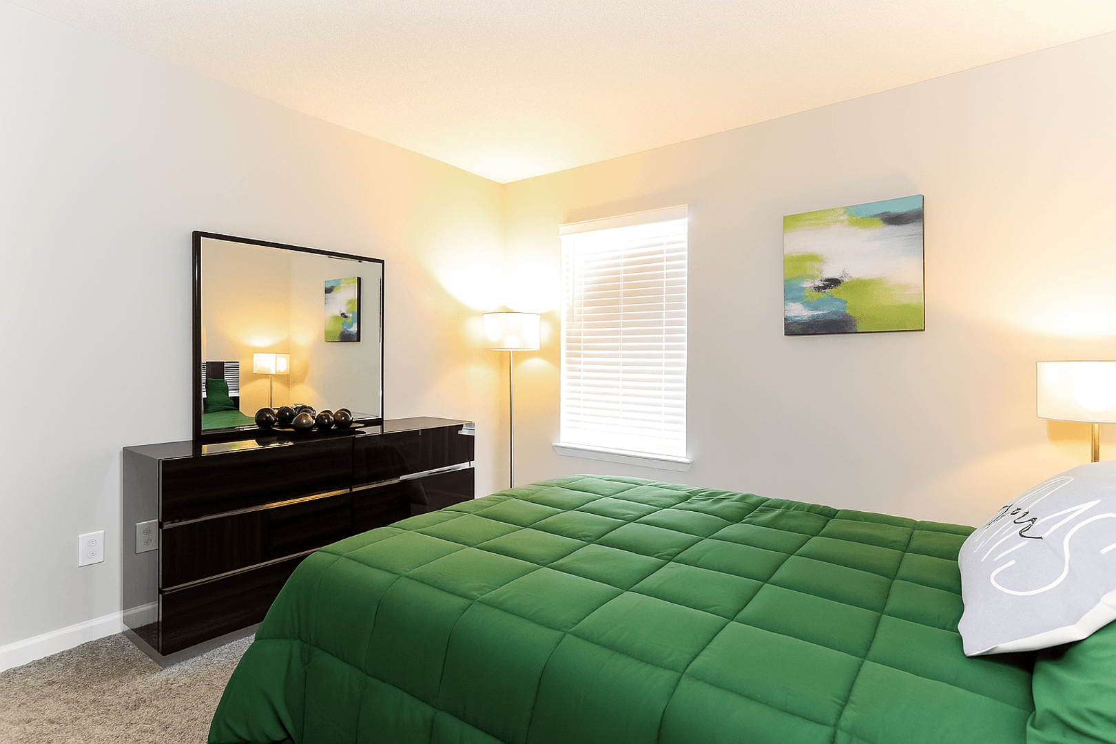 Birmingham Apartment: 660 Valley Crest Drive