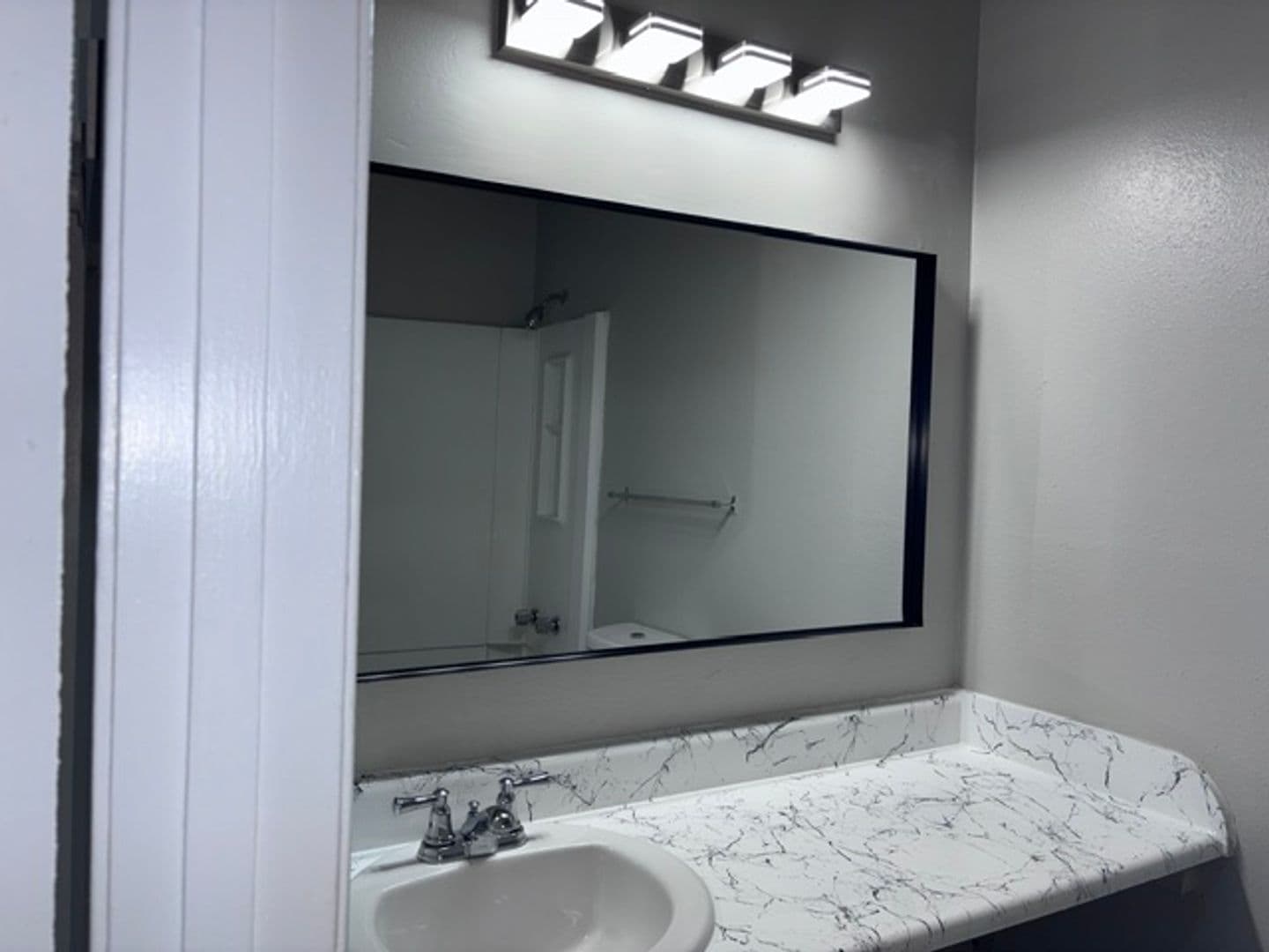 Birmingham Apartment: 660 Valley Crest Drive