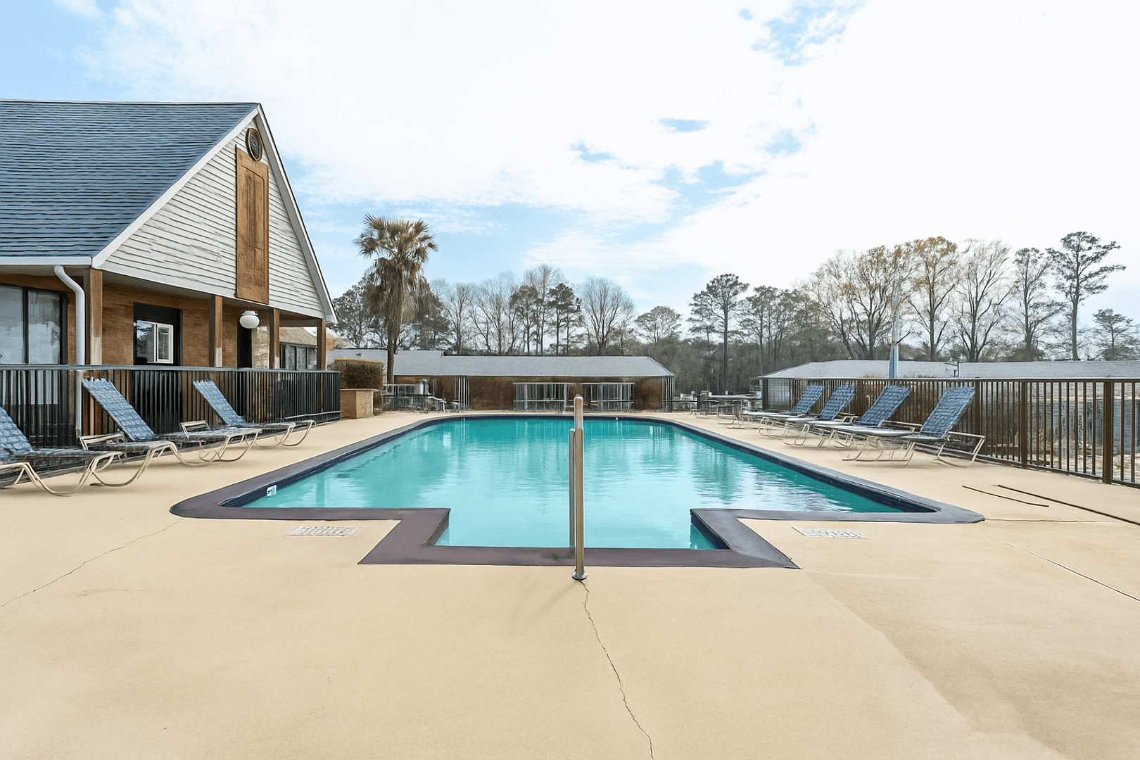 Birmingham Apartment: 660 Valley Crest Drive