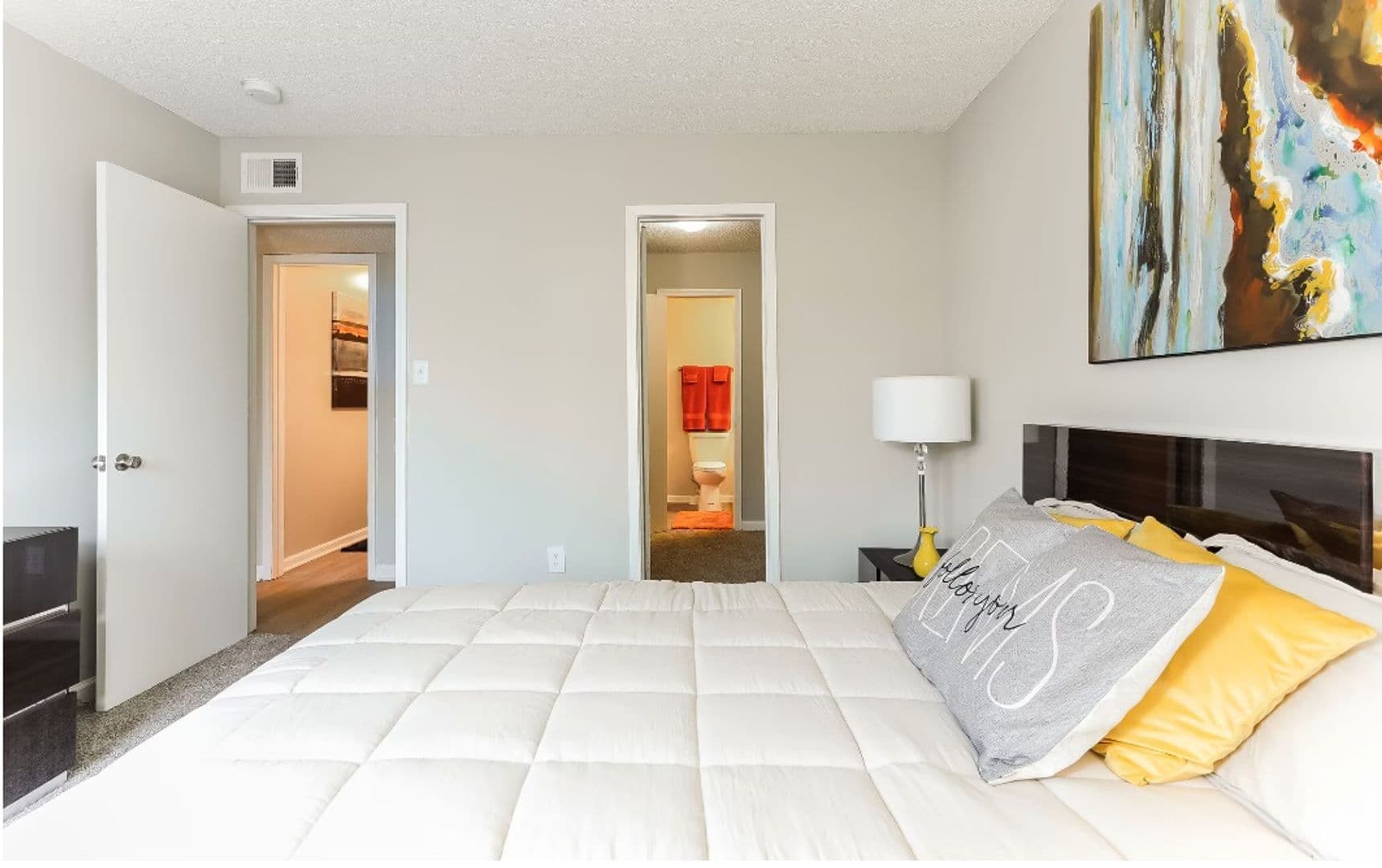 Birmingham Apartment: 660 Valley Crest Drive