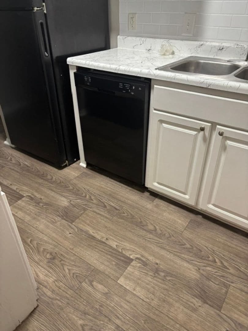 Birmingham Apartment: 660 Valley Crest Drive