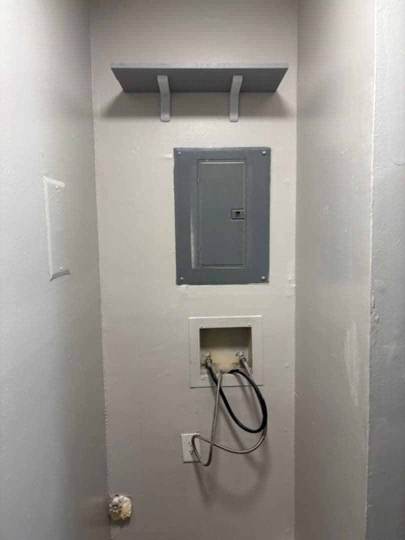 Birmingham Apartment: 660 Valley Crest Drive