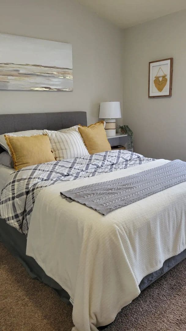 Union City Apartment: 4483 Flat Shoals Road