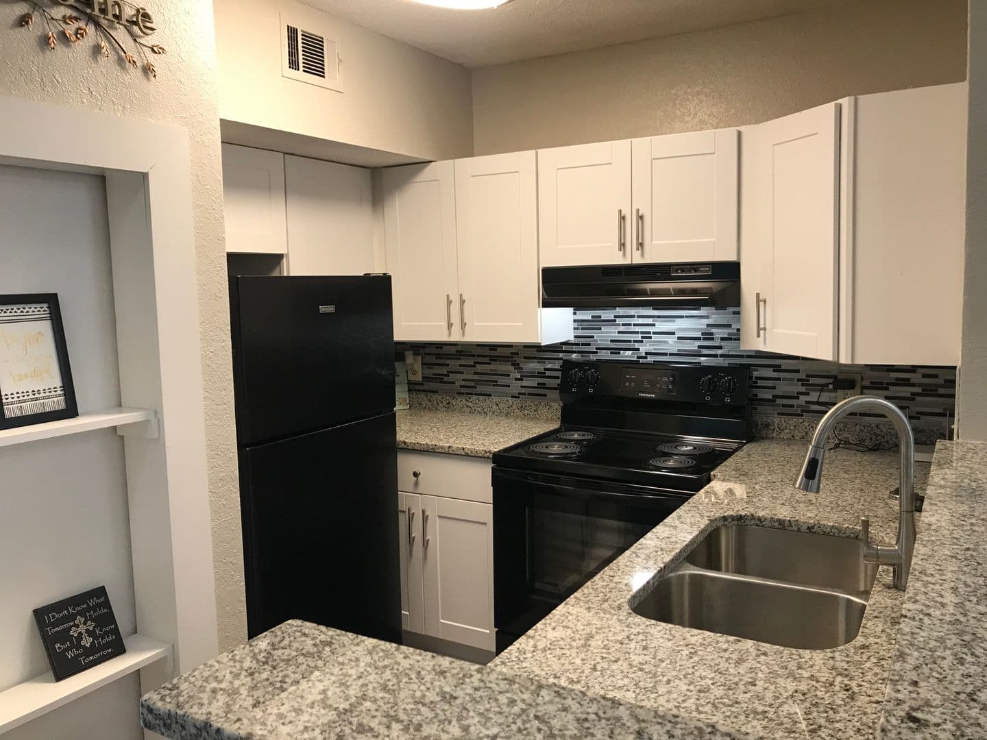 Union City Apartment: 4483 Flat Shoals Road