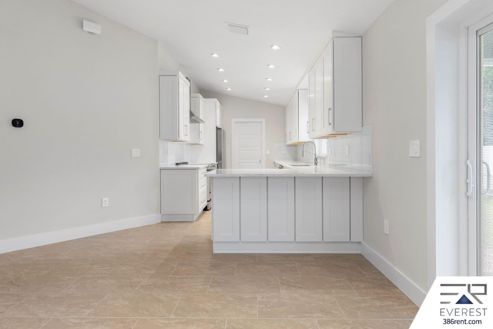 Palm Coast House: 12 Walt Place