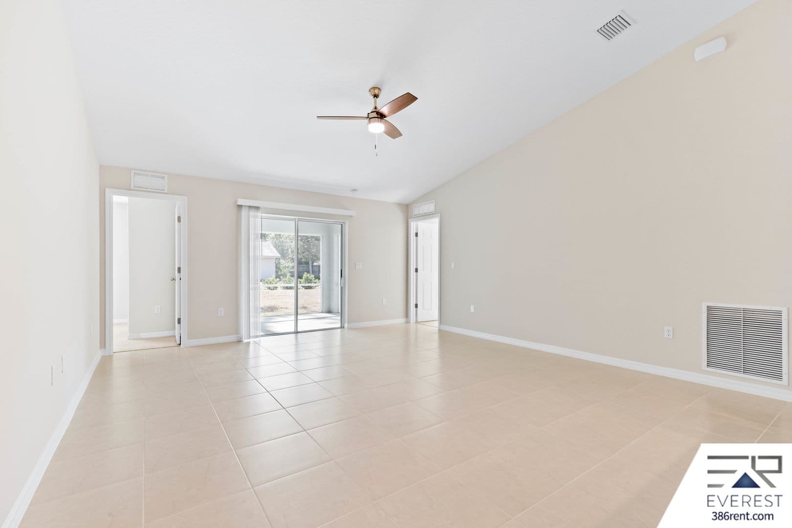Palm Coast House: 11 Burning Tree Place