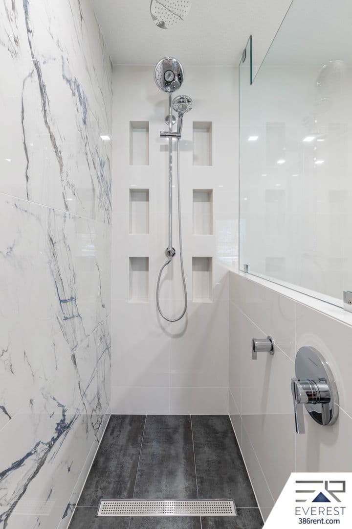 Palm Coast House: 12 Walt Place