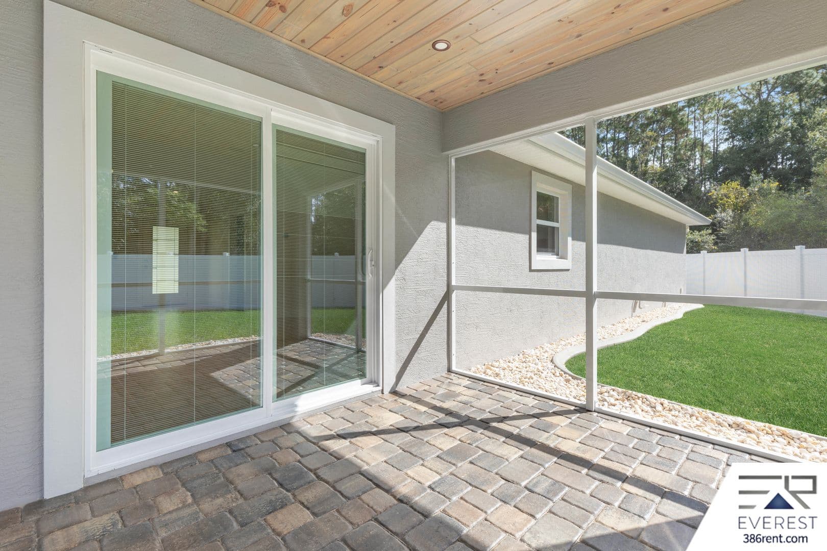 Palm Coast House: 12 Walt Place
