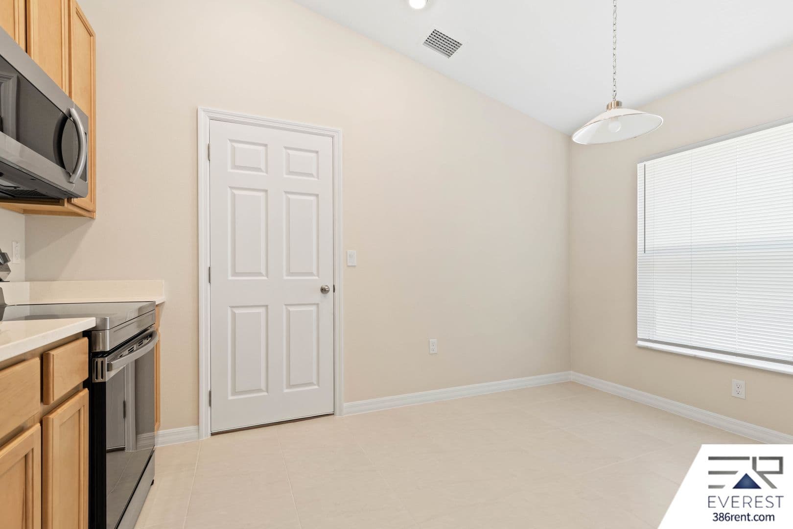 Palm Coast House: 11 Burning Tree Place