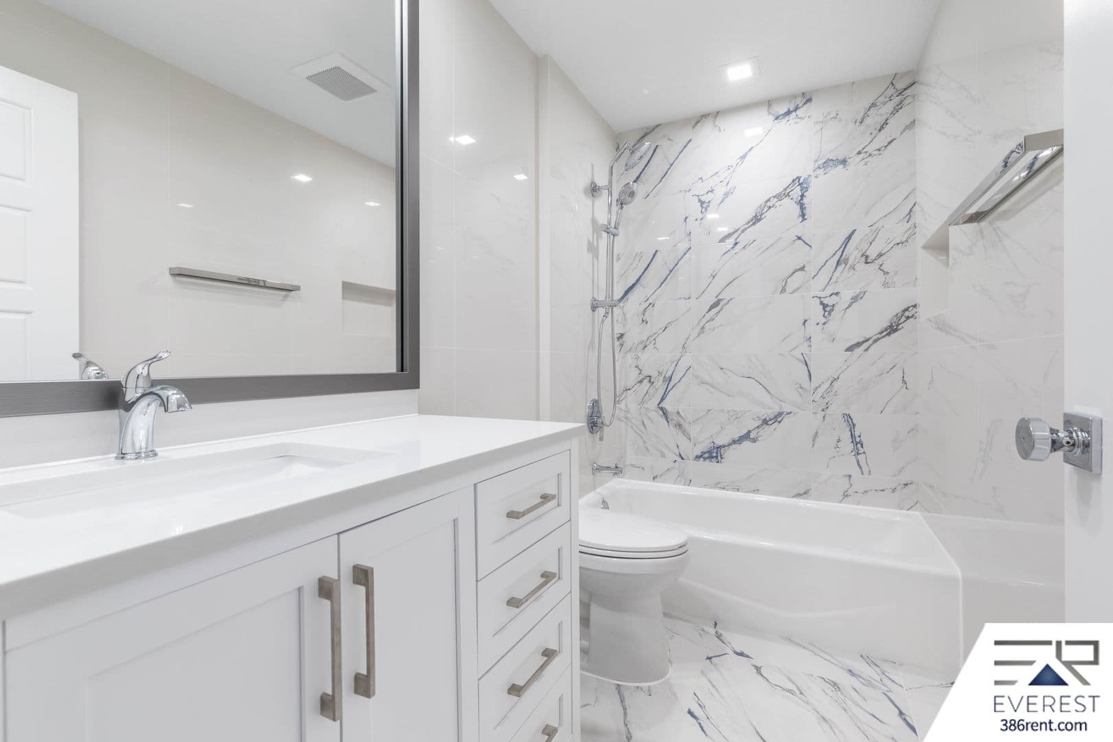 Palm Coast House: 12 Walt Place
