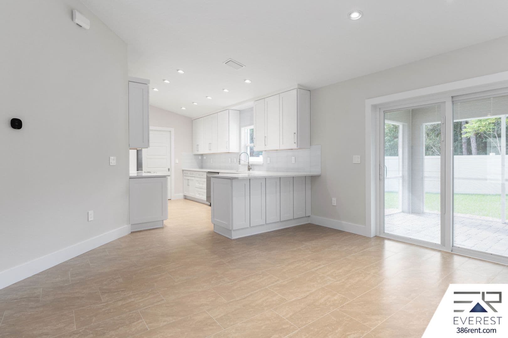 Palm Coast House: 12 Walt Place