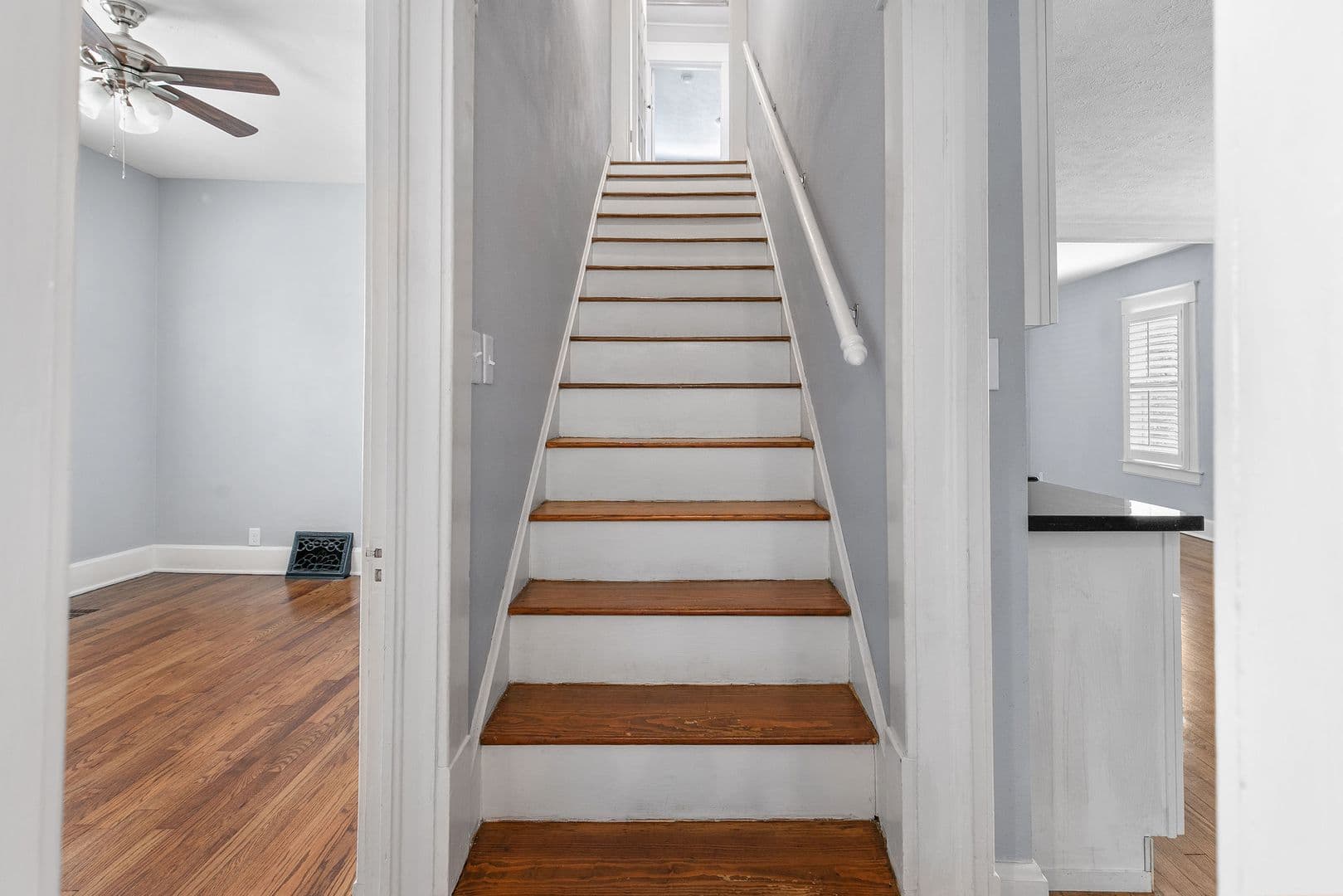 Springfield House: 1121 S Roanoke Ave