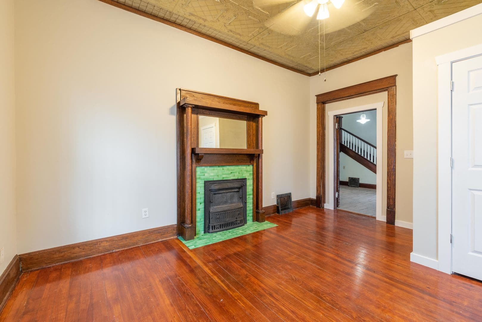 Springfield House: 737 S. Market Ave.