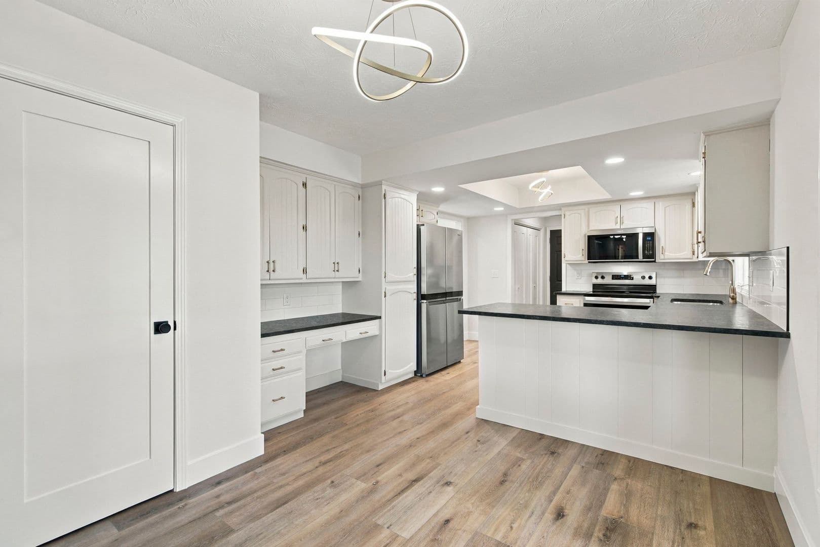 Willard House: 117 Ridgeview Dr