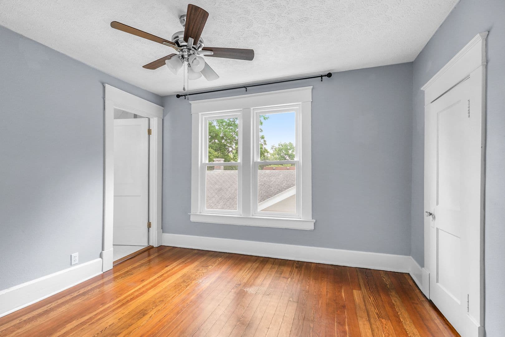 Springfield House: 1121 S Roanoke Ave