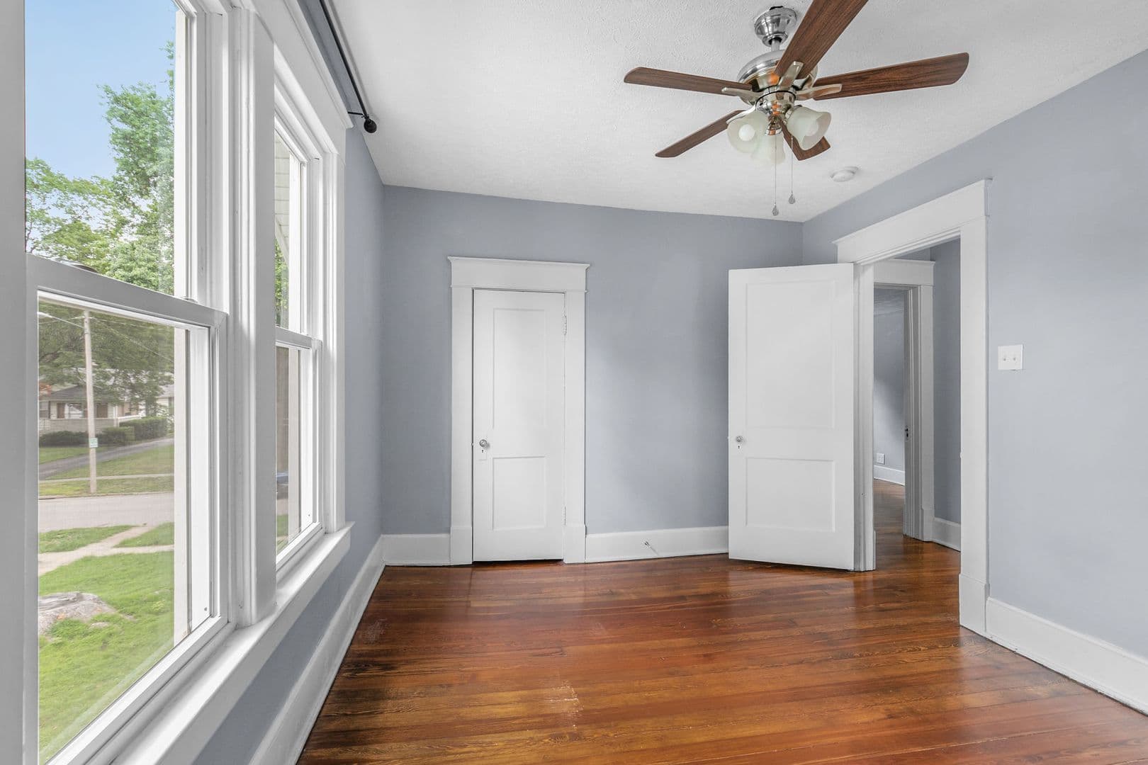 Springfield House: 1121 S Roanoke Ave