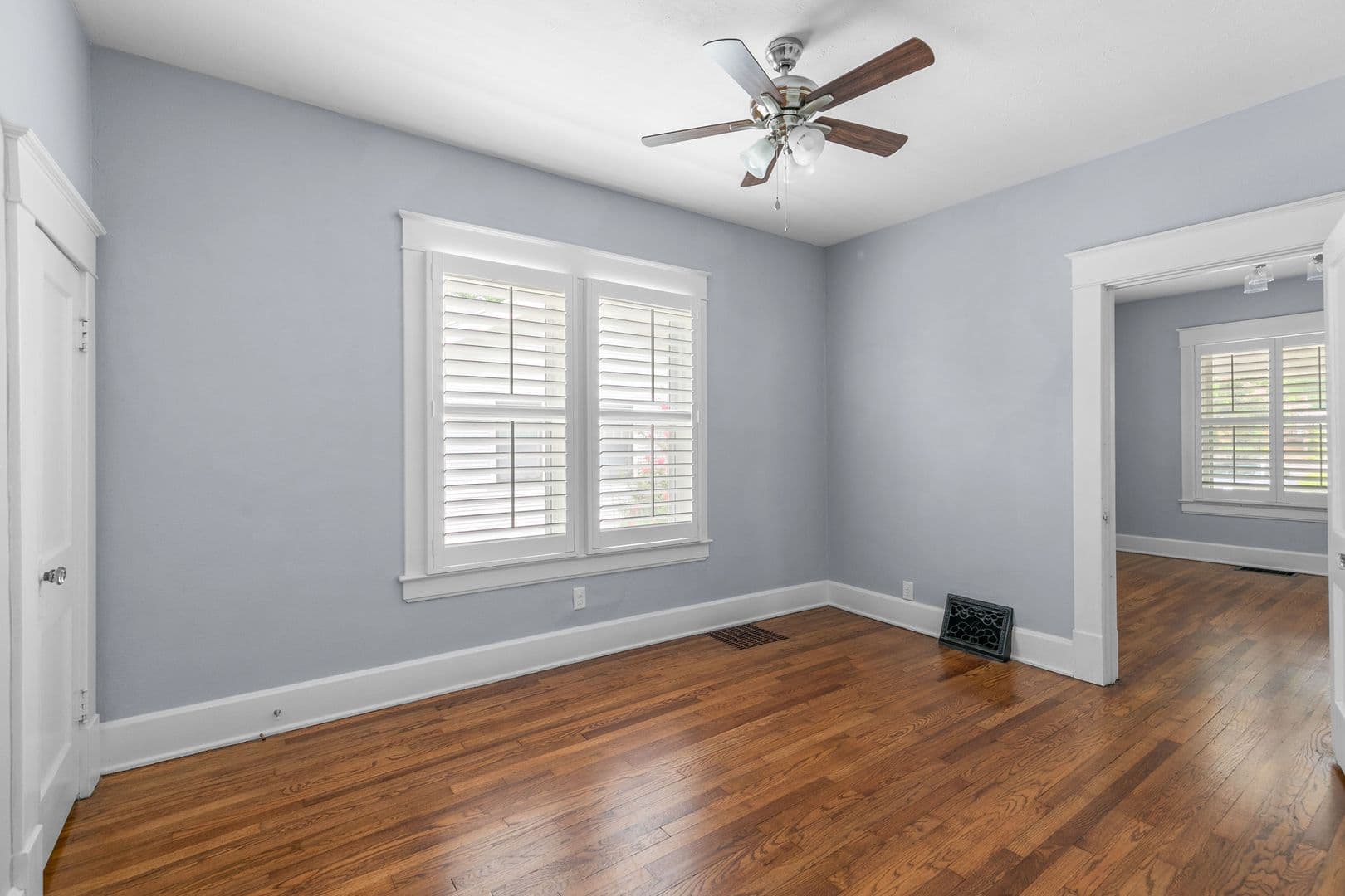 Springfield House: 1121 S Roanoke Ave