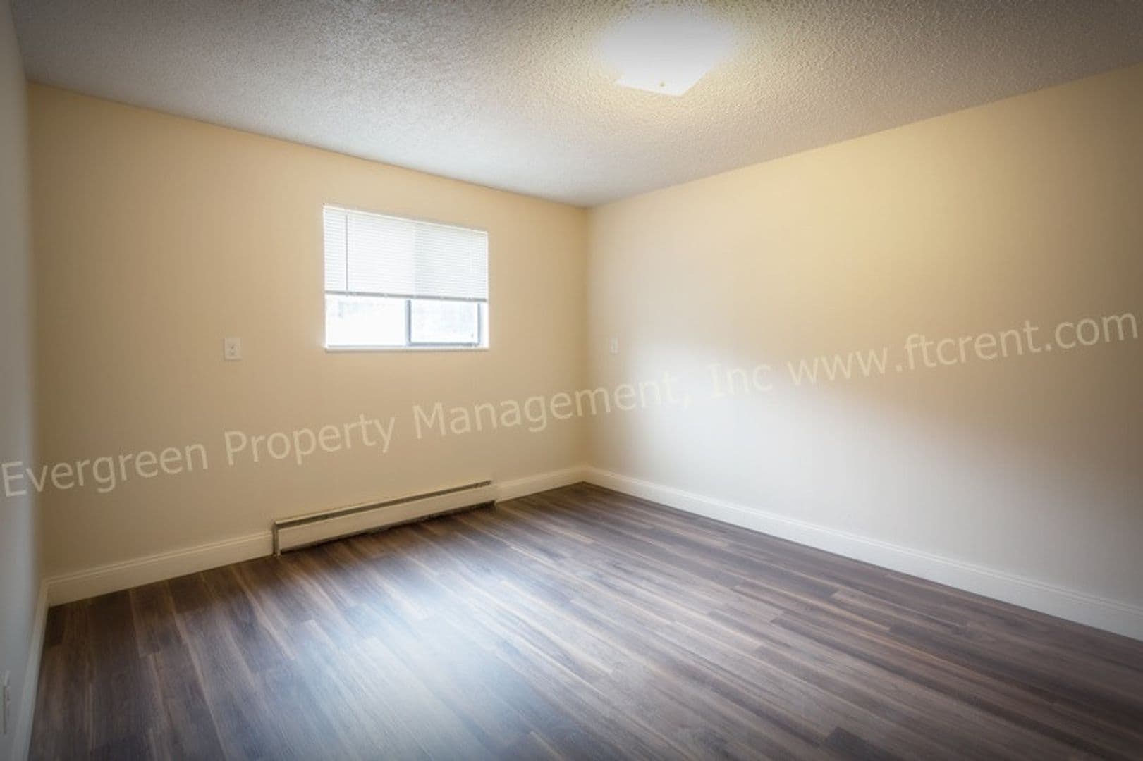 Evans Apartment: 3023 Denver St