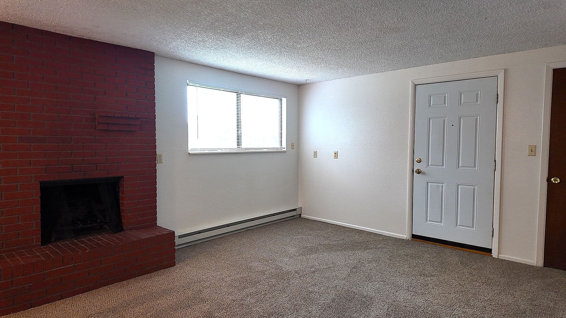 Fort Collins Apartment: 915/917 Camelot Court