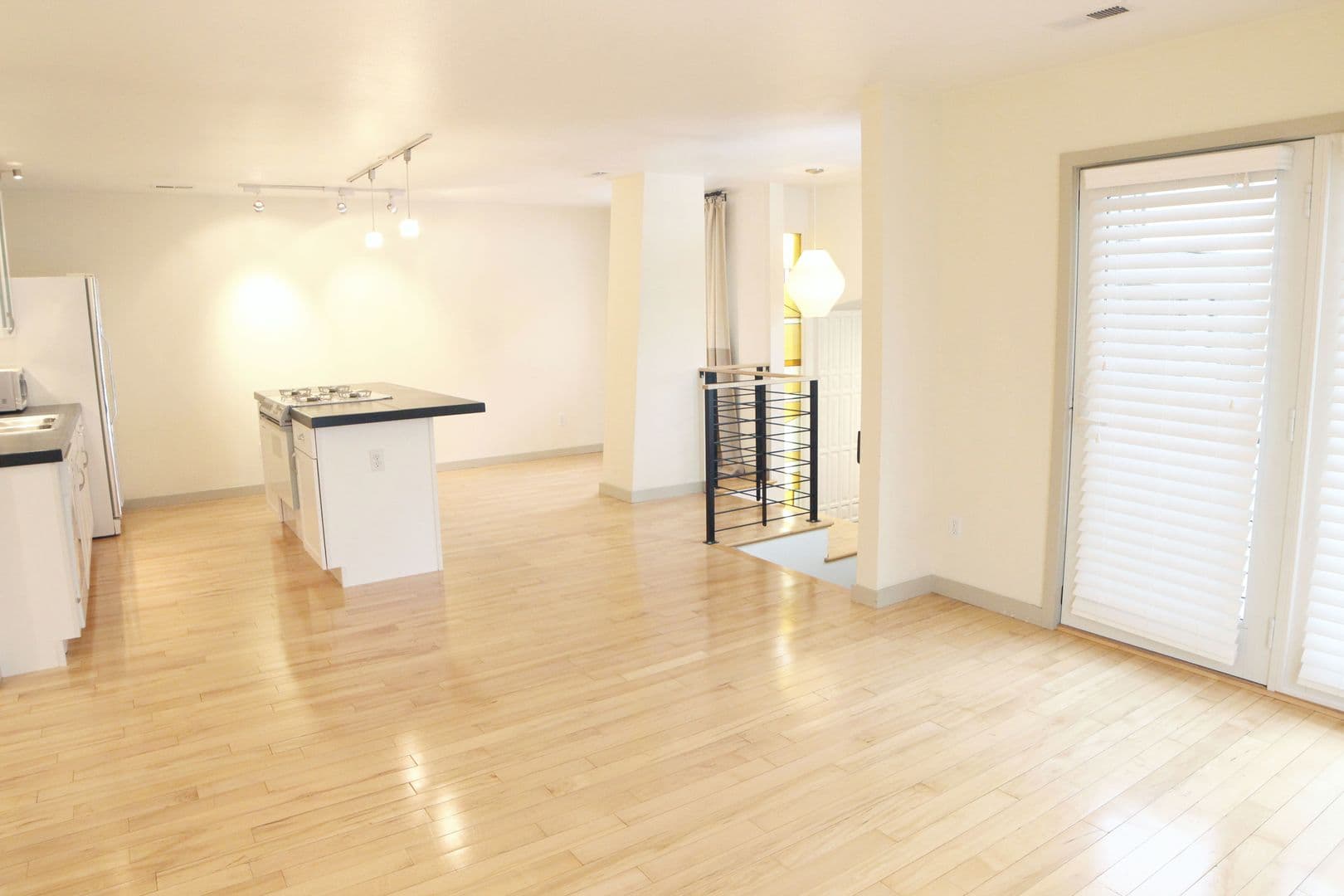 Fort Collins Apartment: 419 W Mountain Ave