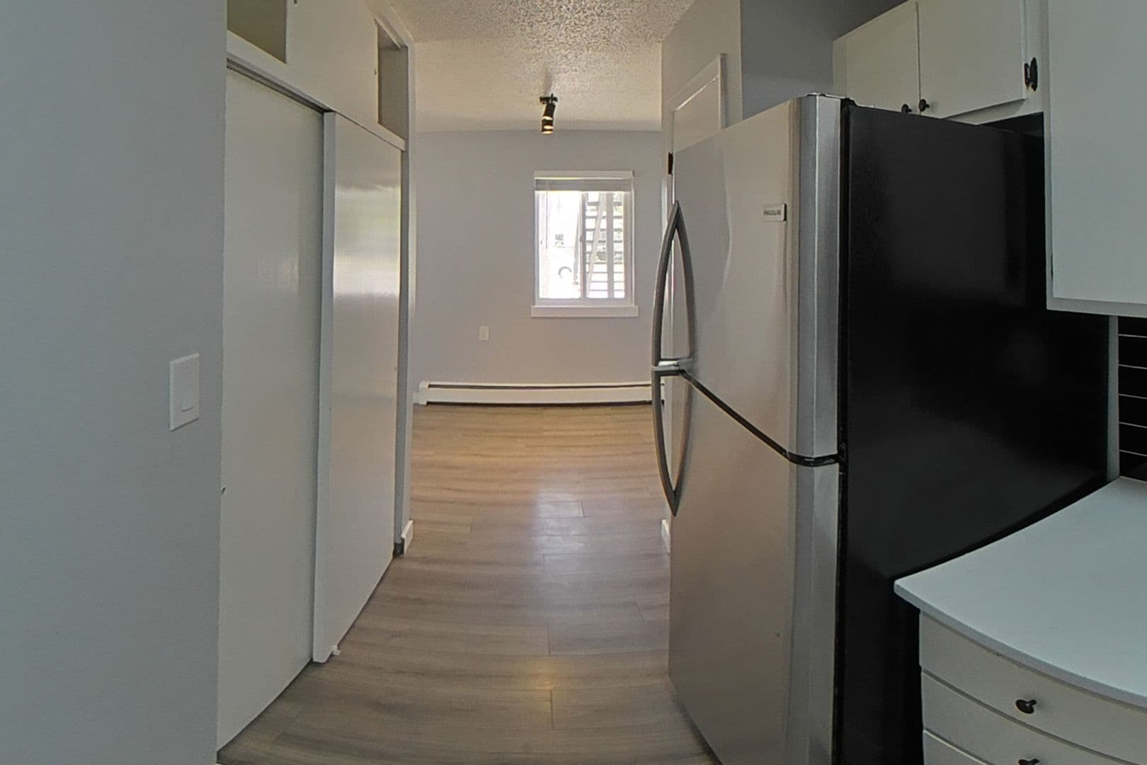 Greeley Apartment: 1509 3rd Ave