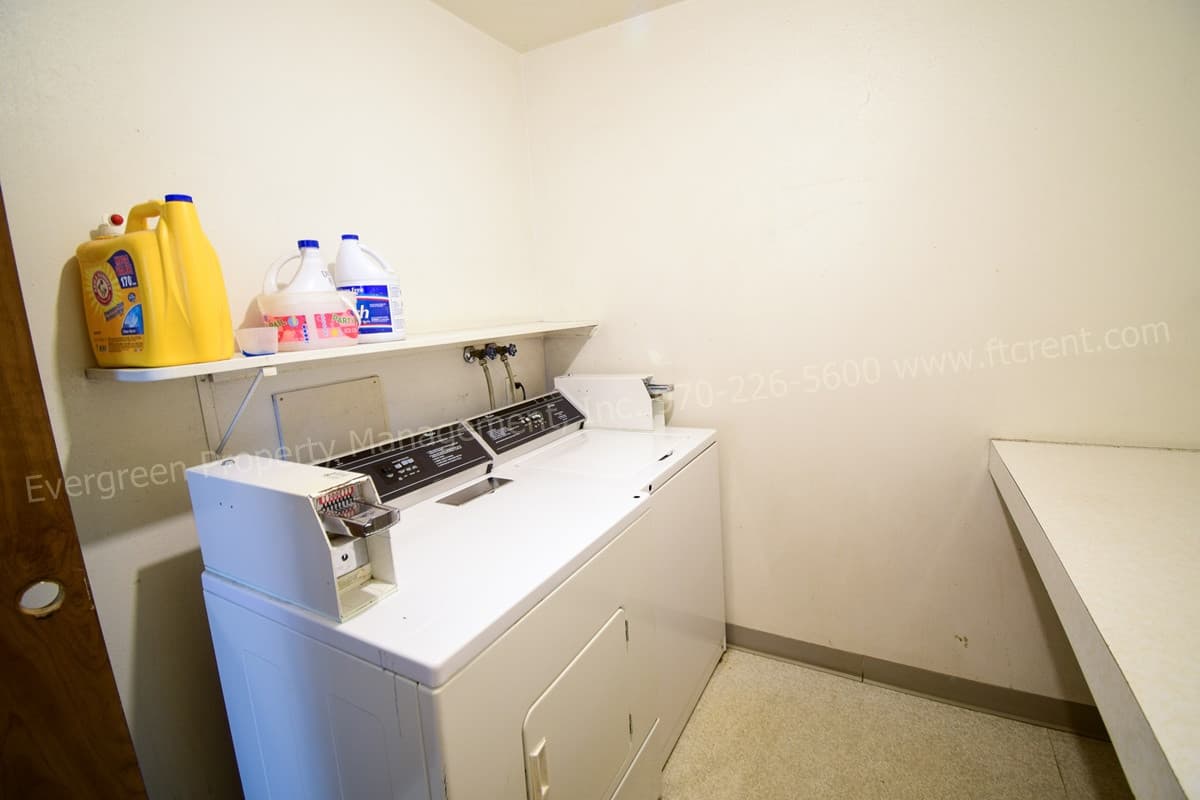 Fort Collins Apartment: 1724 Larch St
