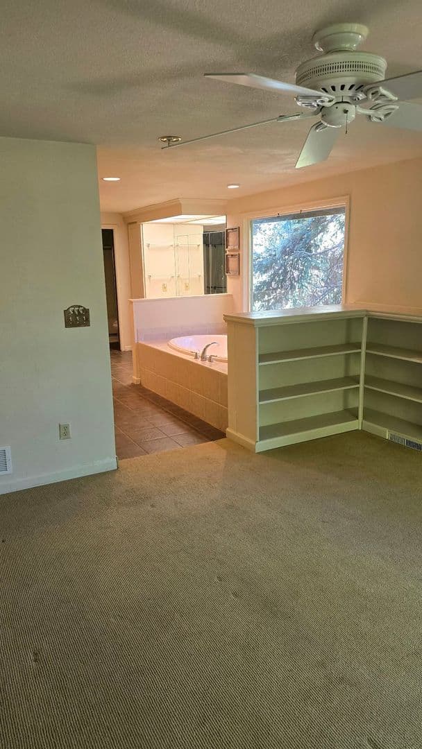 Fort Collins House: 636 Heather Ct