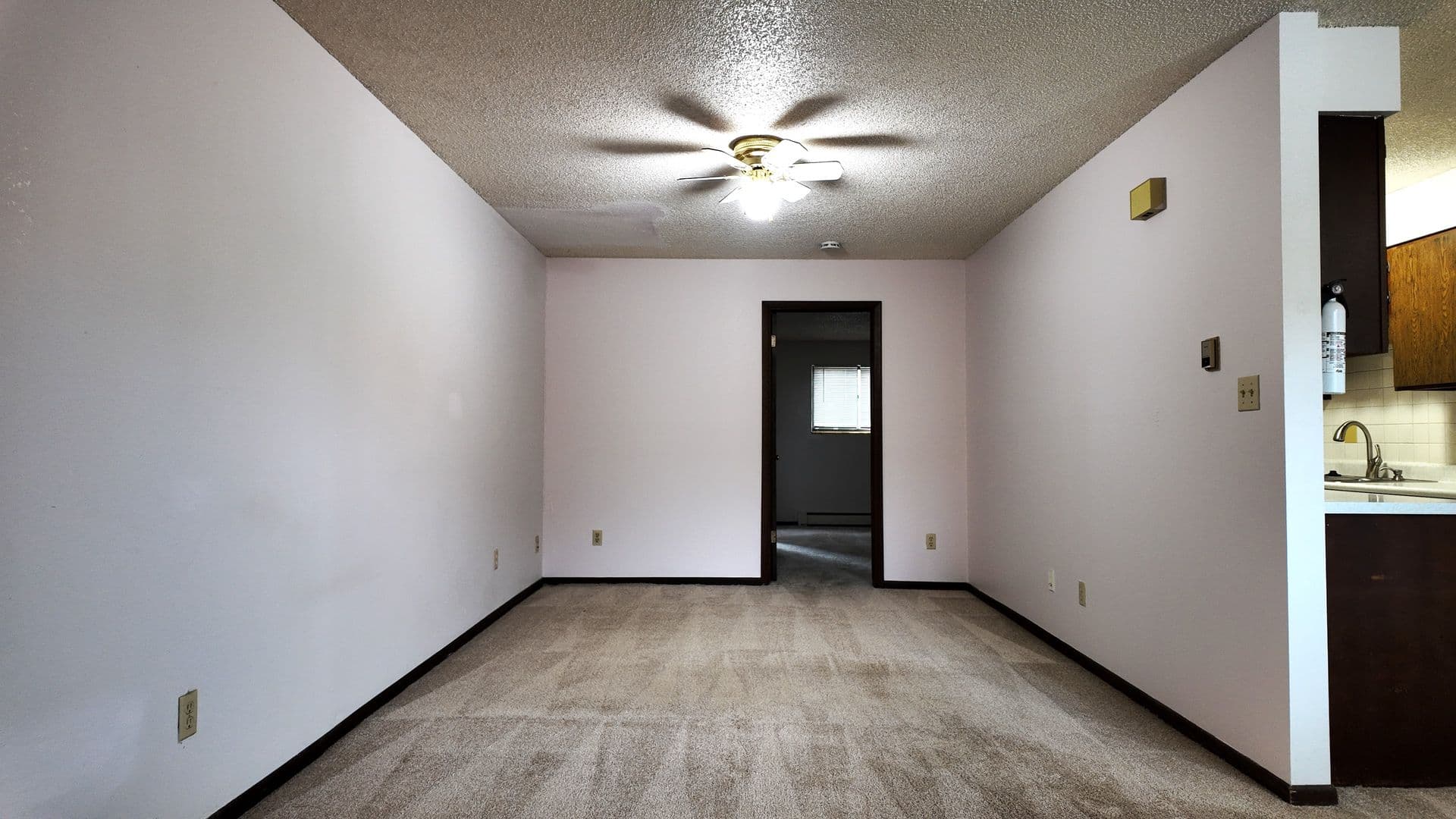 Loveland Apartment: 1707 & 1717 Cheyenne Ave