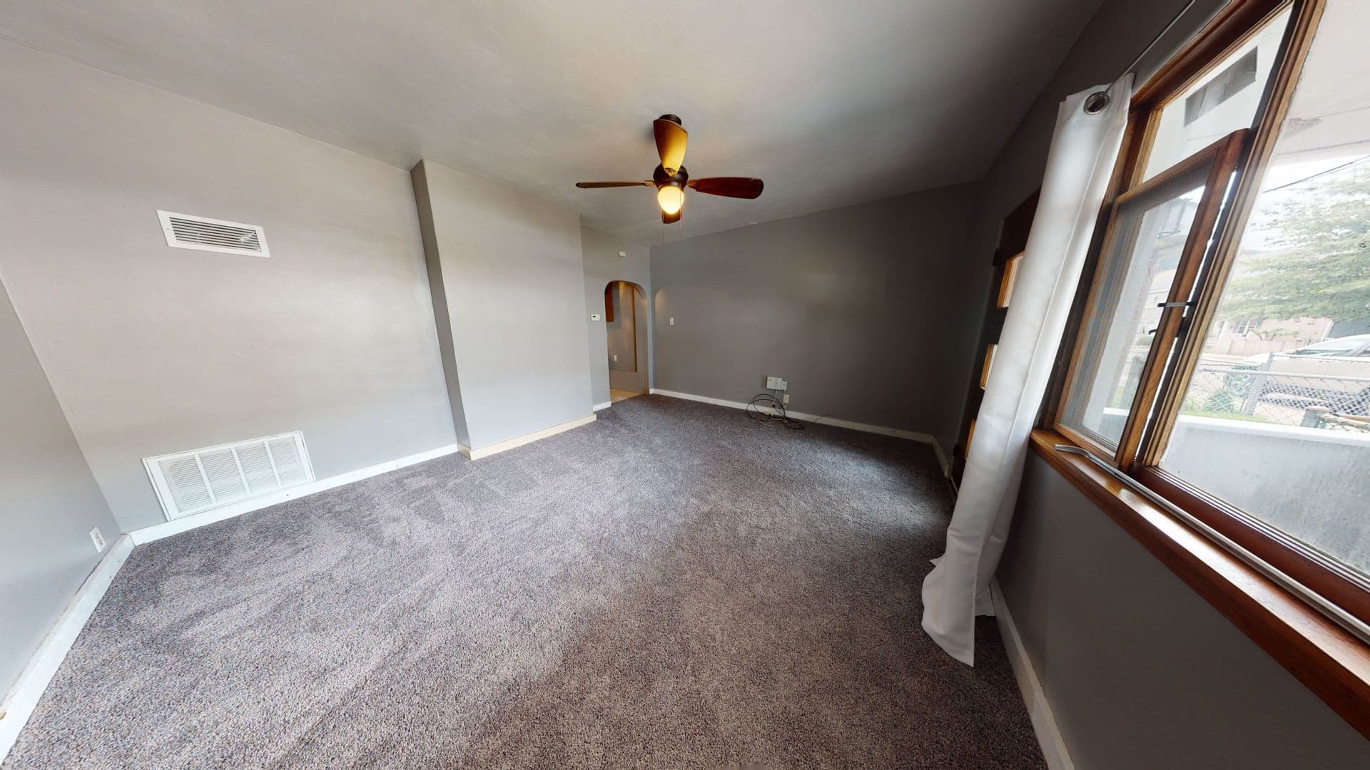 McKees Rocks House: 103 Orchard Street