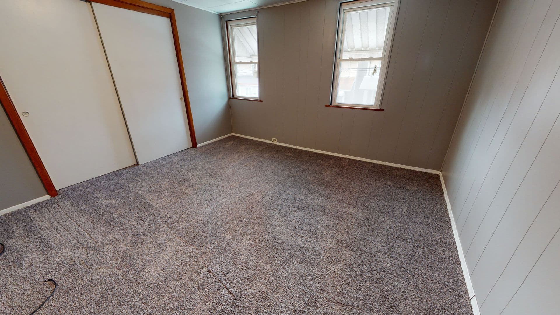 McKees Rocks House: 103 Orchard Street