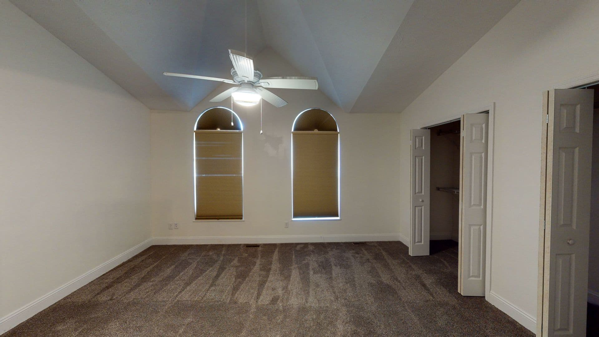 Monaca Townhome: 102 Katerina Drive