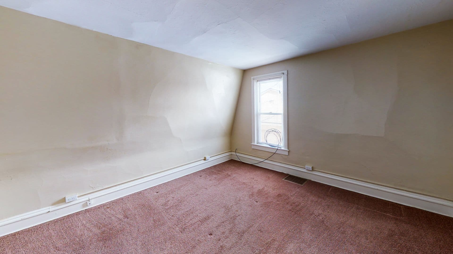 Butler Apartment: 334/336 N Cliff St