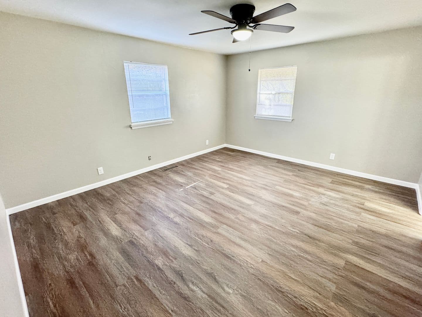 Tulsa House: 7012 E 71st Ct