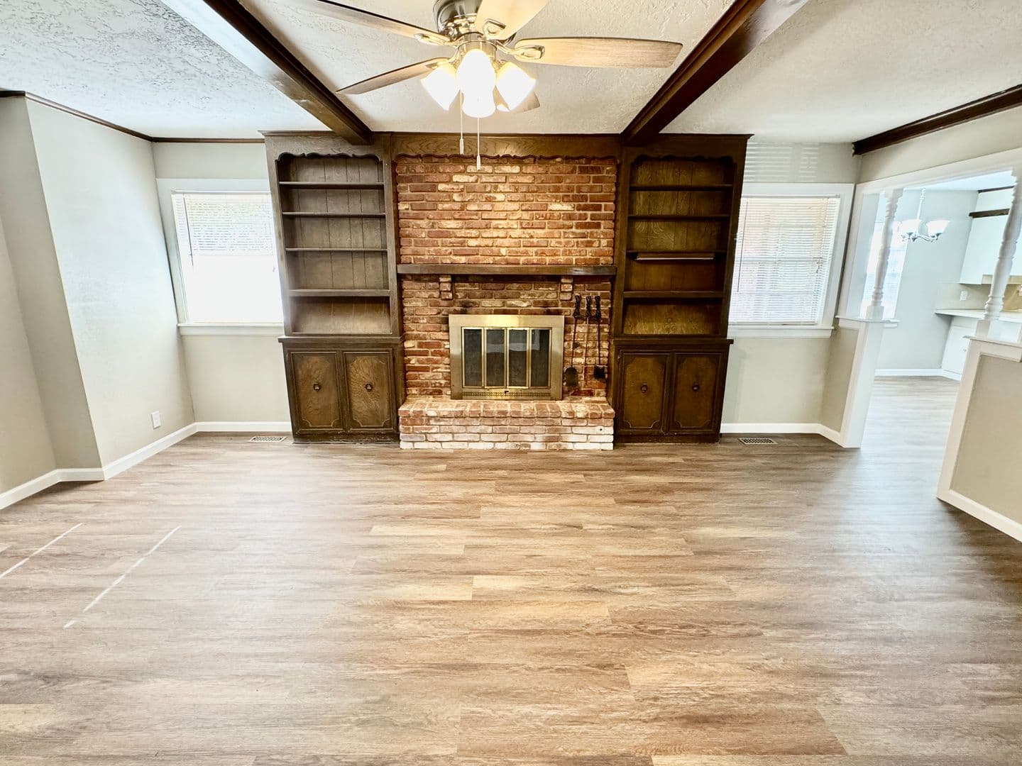 Tulsa House: 7012 E 71st Ct
