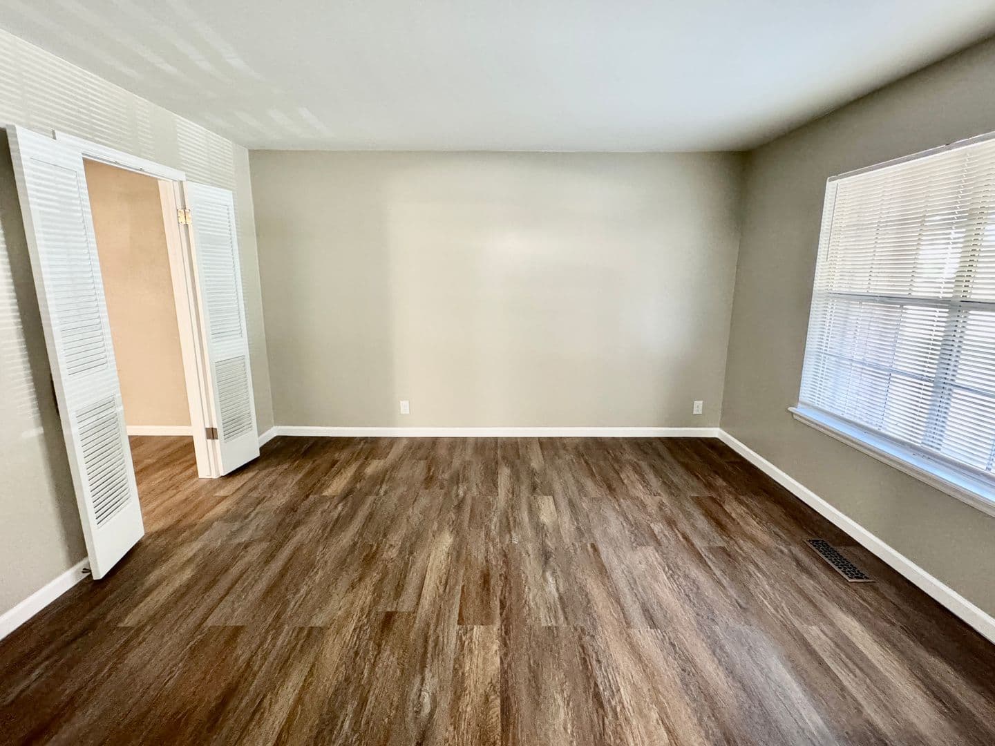 Tulsa House: 7012 E 71st Ct