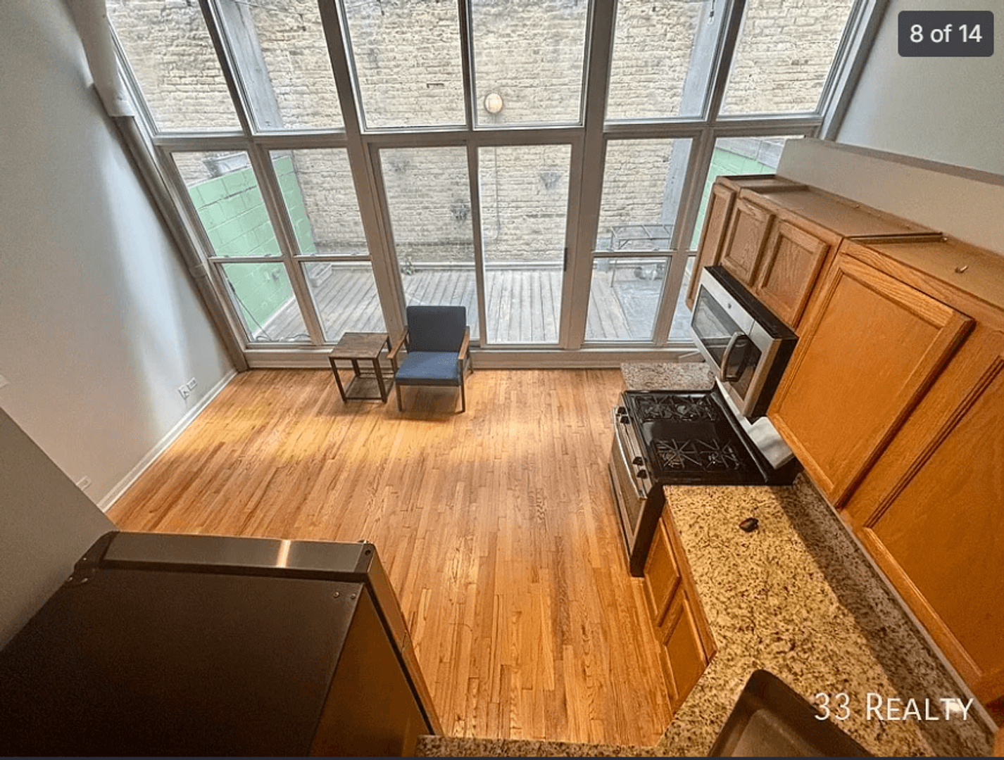Evanston Apartment: 1834 Ridge Ave