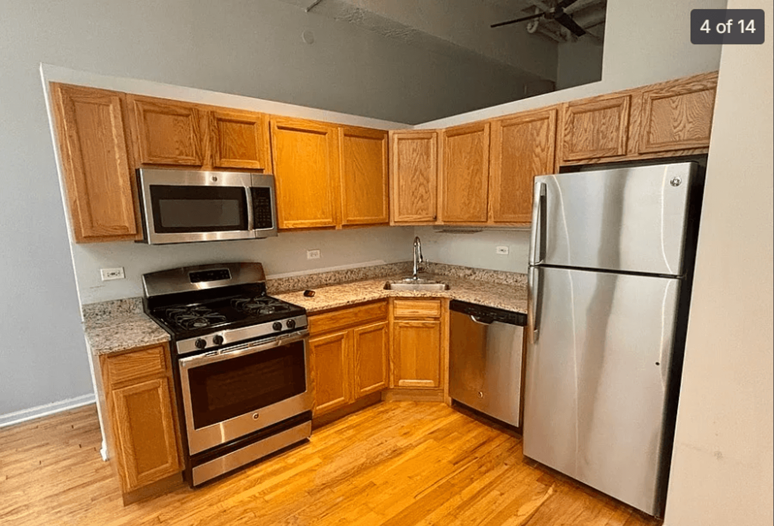 Evanston Apartment: 1834 Ridge Ave