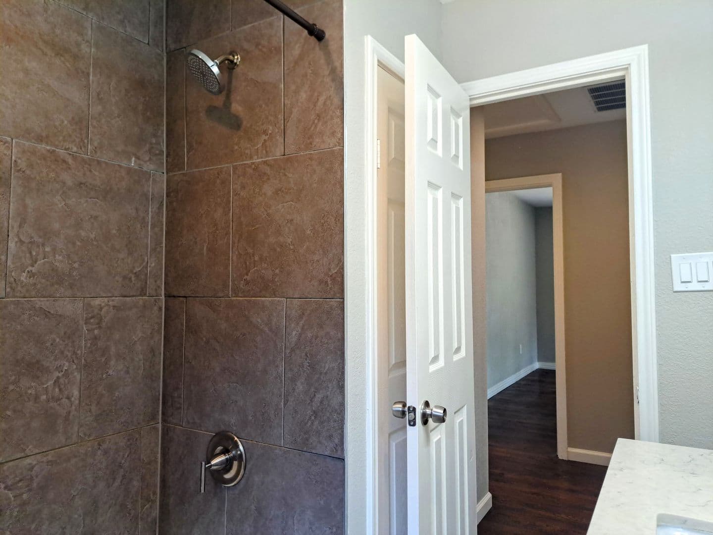 Irving House: 5301 Woodland Drive