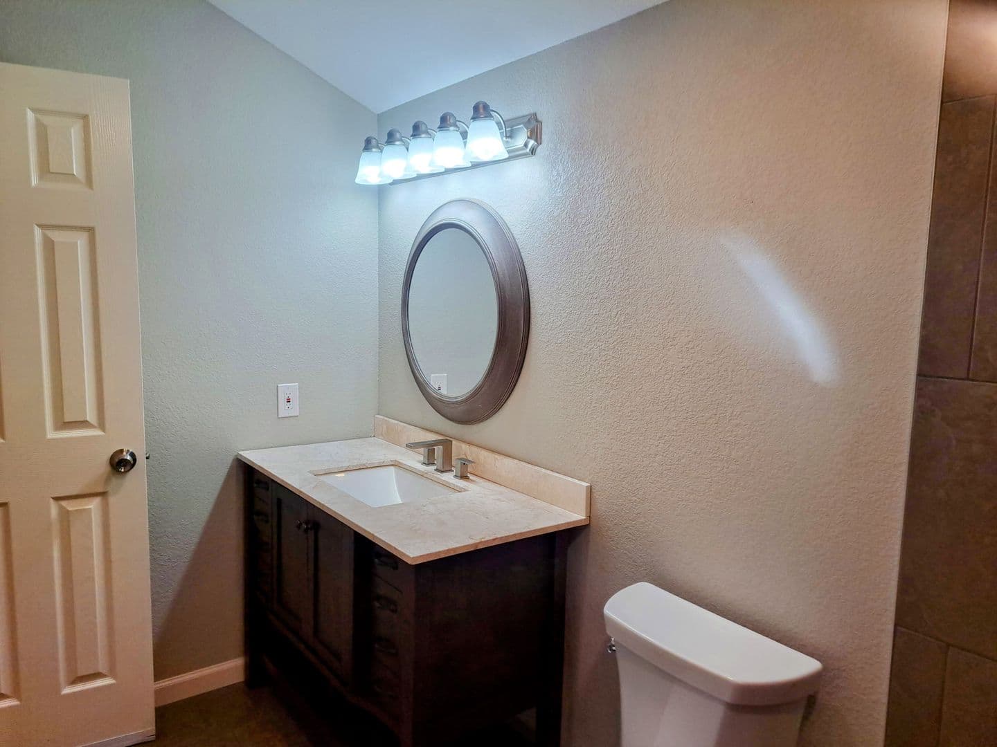Irving House: 5301 Woodland Drive