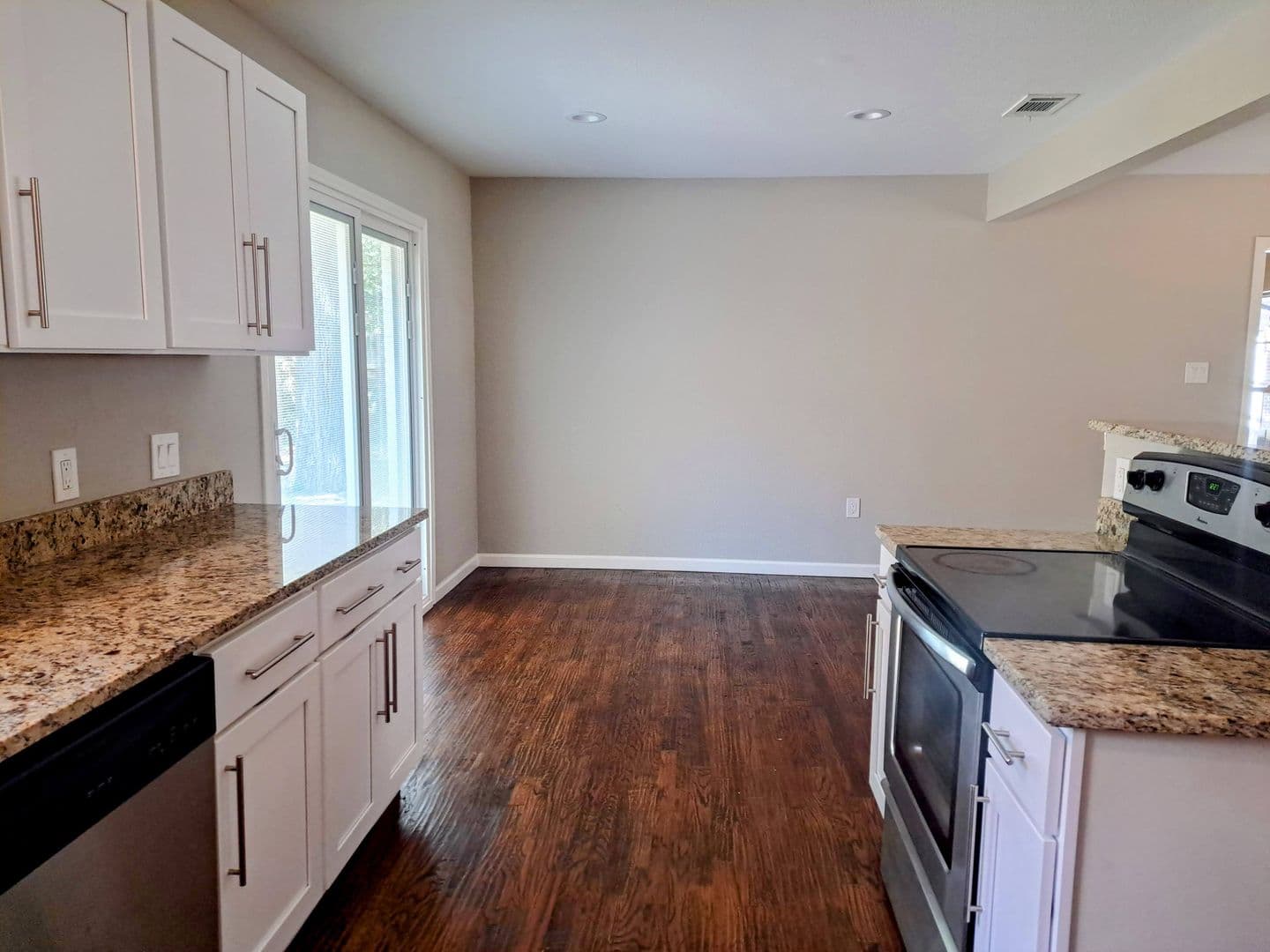 Irving House: 5301 Woodland Drive