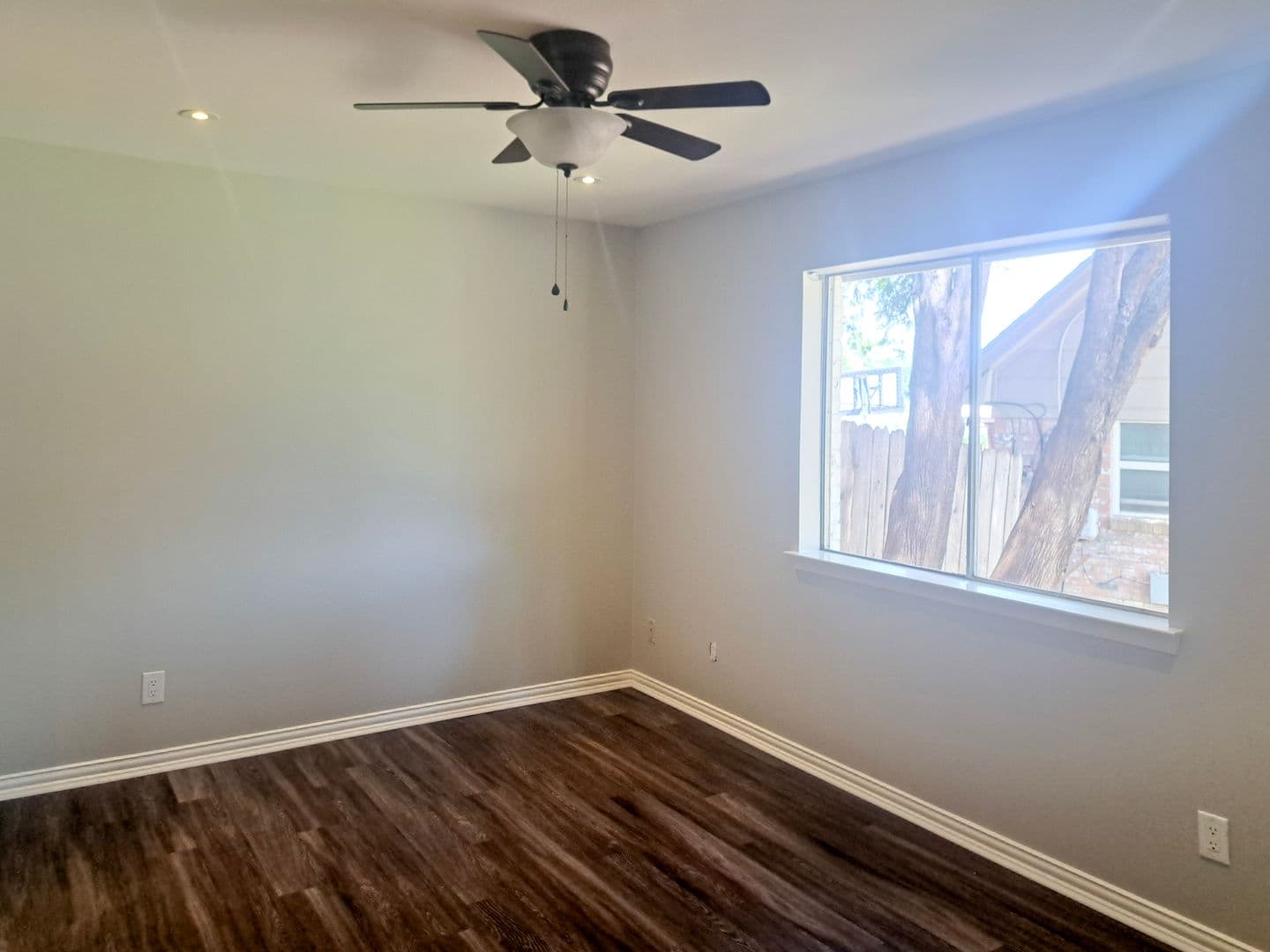 Irving House: 59093 Sun Valley Court