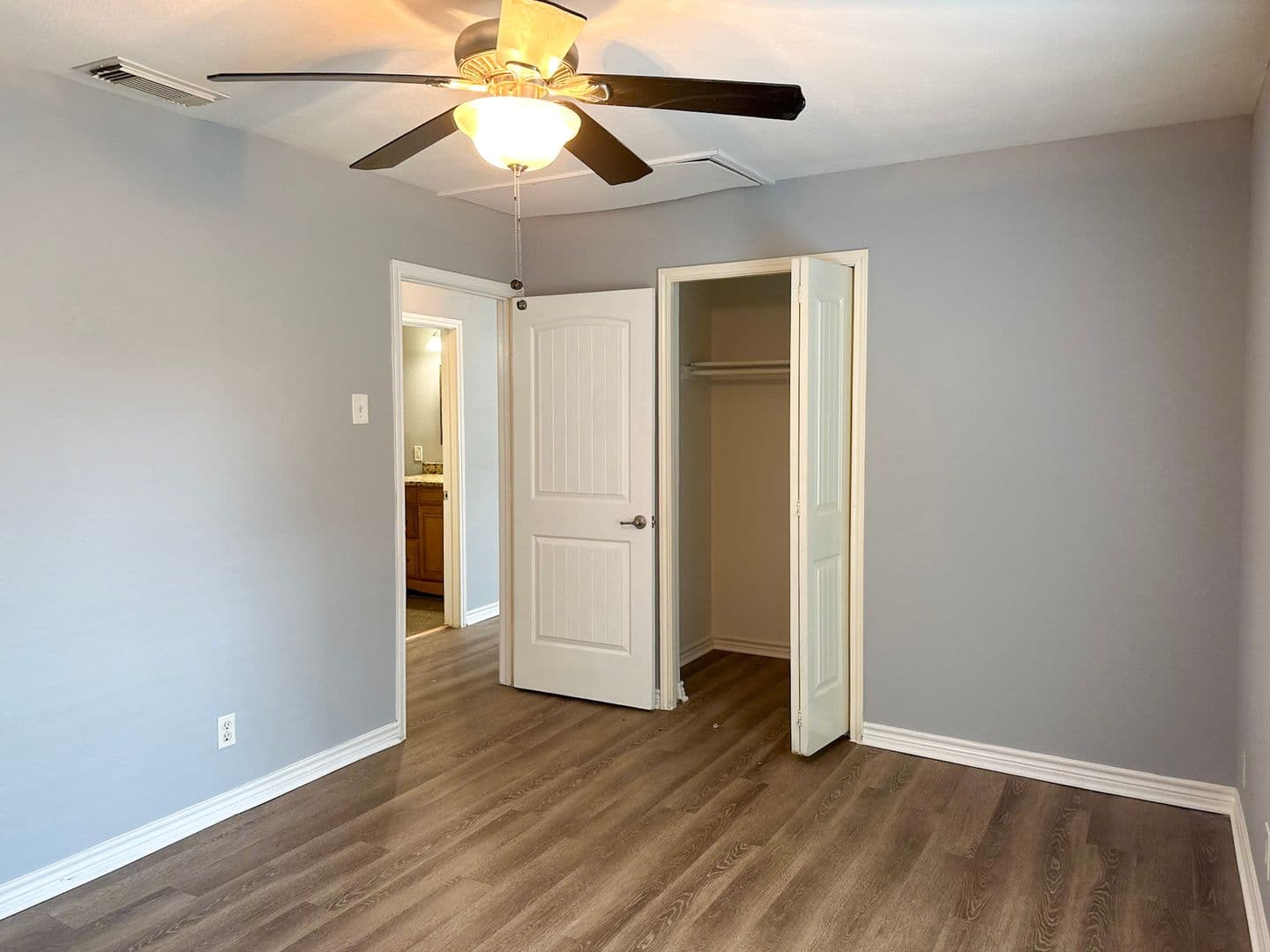Irving House: 5214 Lane Street