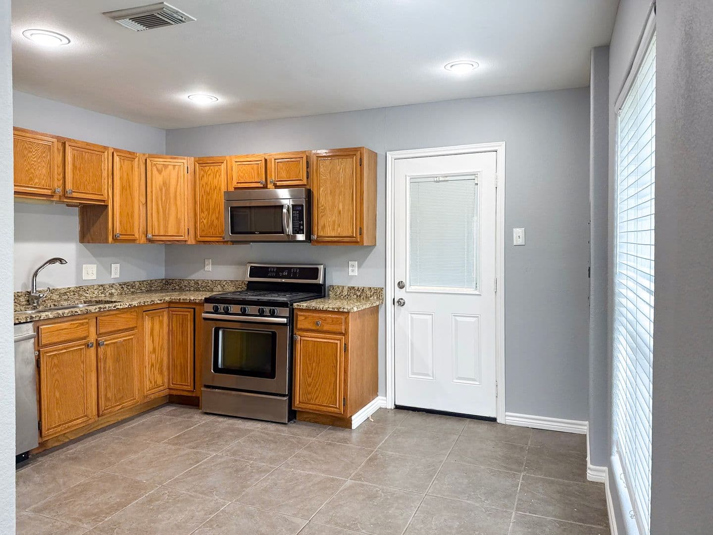 Irving House: 5214 Lane Street