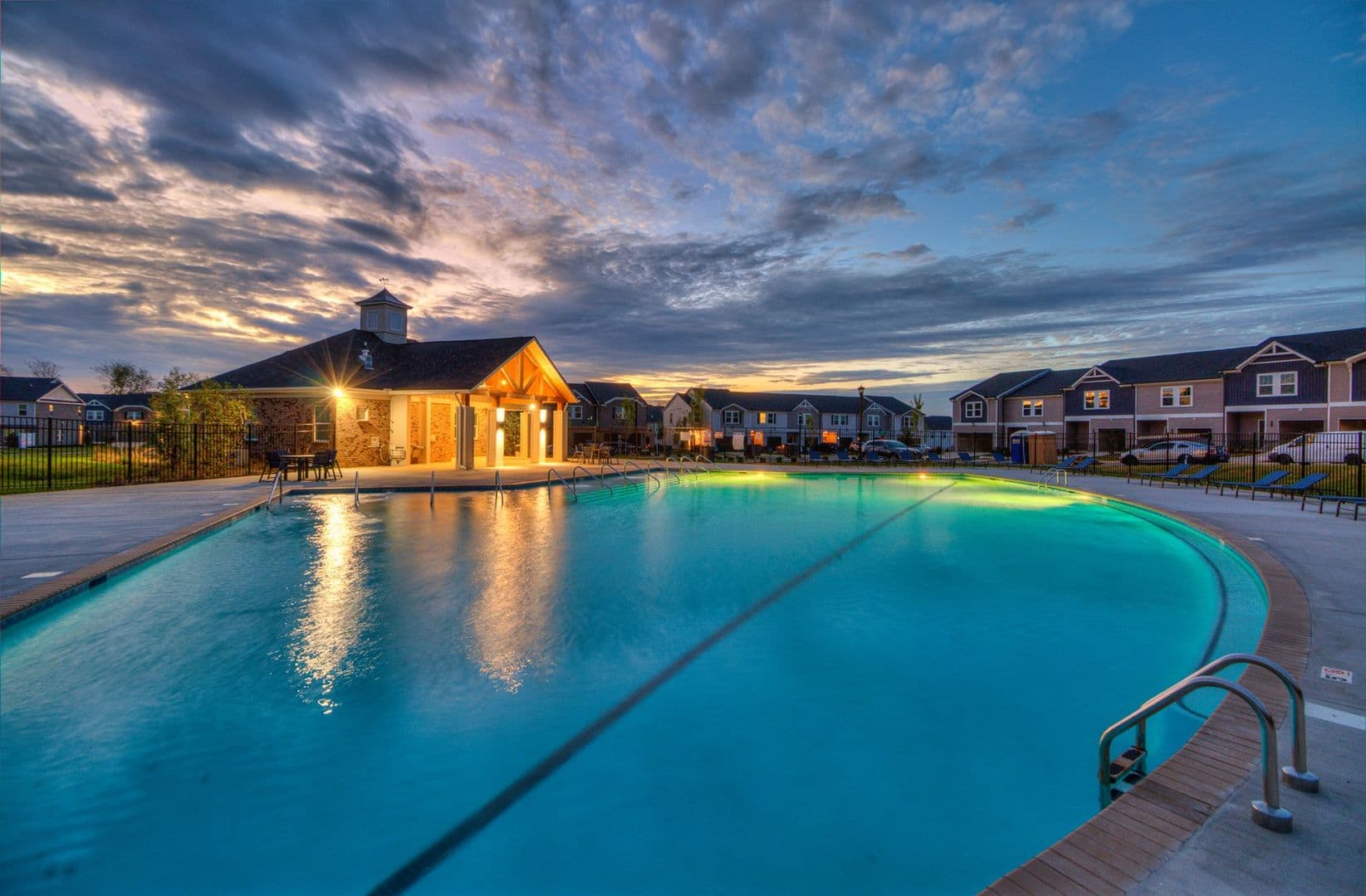 Lebanon Townhome: 1705 Tahoma Dr