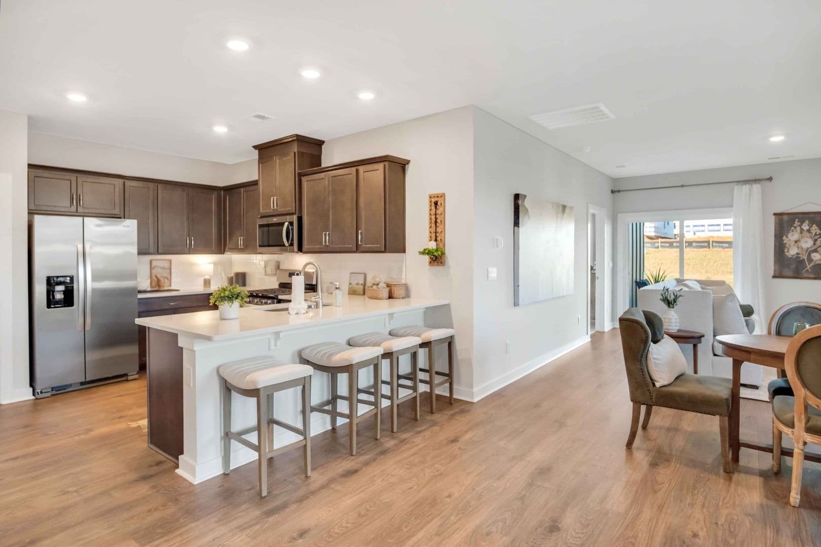 Gallatin Condo: 2021 Holmesburg Pvt Circle